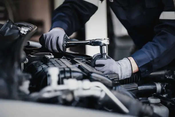 Autoservisas šeštadienį